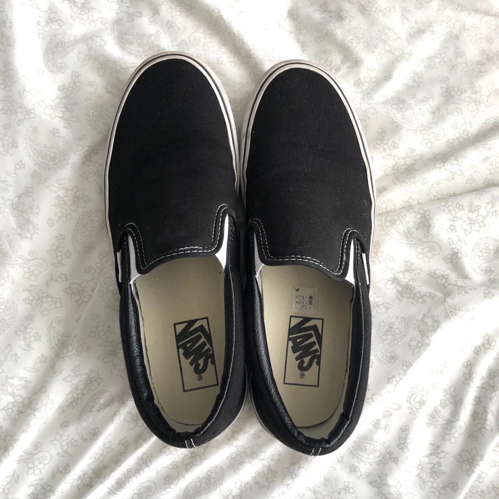 Black Platform Vans